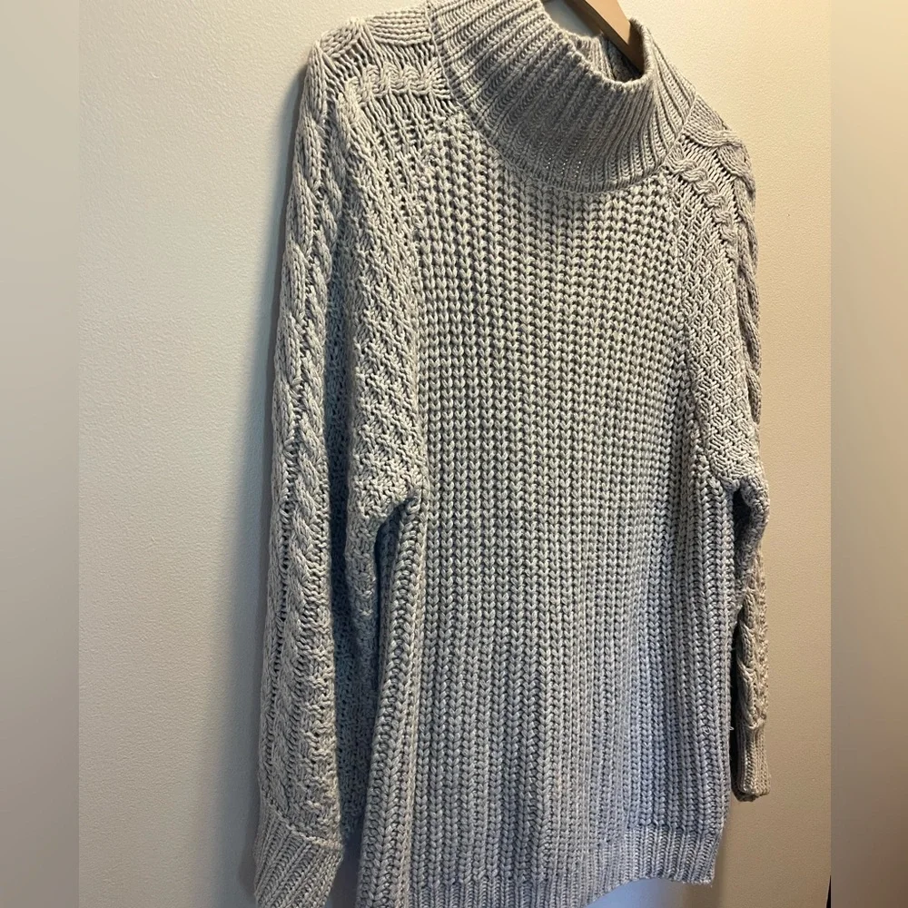 Comfy Gray Sweater - Picture 3 of 6